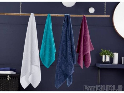 Asciugamano o telomare (Bagno, accessori, interno)