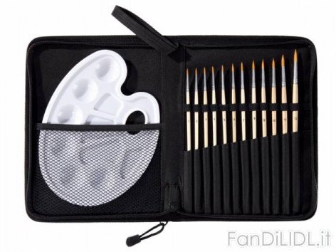 Set pennelli (Articoli per ufficio, cartacei, industriali)