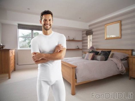 Maglietta intima (Moda, abbigliamento)