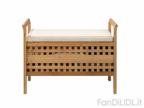 Cassapanca con cuscino (Pulizia della casa, sistemazione)