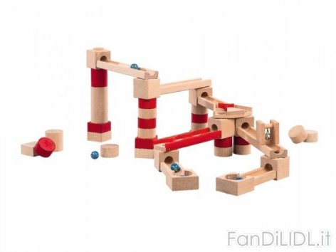 Pista in legno per (Per bambini)