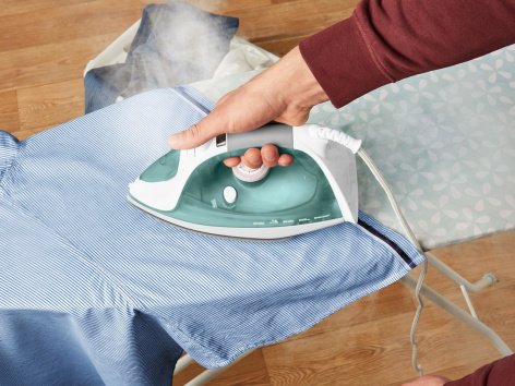 Ferro da stiro a vapore