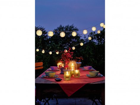 Catena luci decorative LED a energia solare