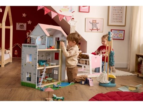 Set mobili in miniatura o set personaggi per casa bambole