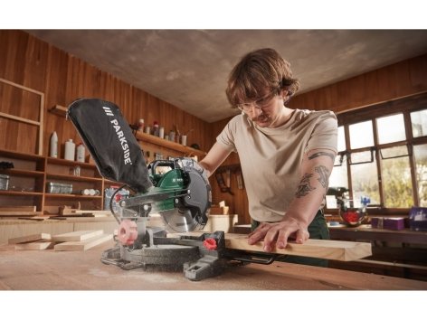 Sega circolare per tagli obliqui