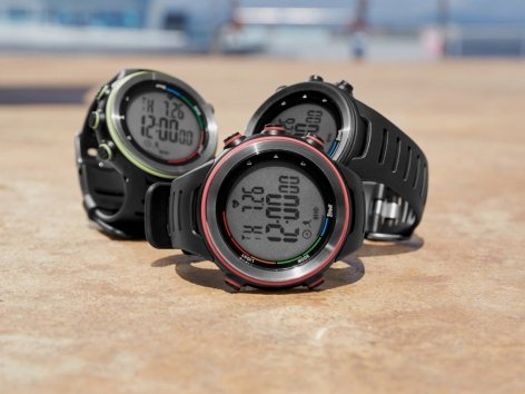 Orologio da polso con cardiofrequenzimetro e contapassi