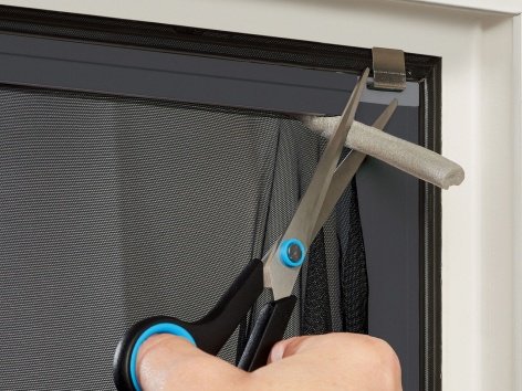 Zanzariera telescopica per finestre