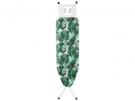 Asse da stiro con presa elettrica