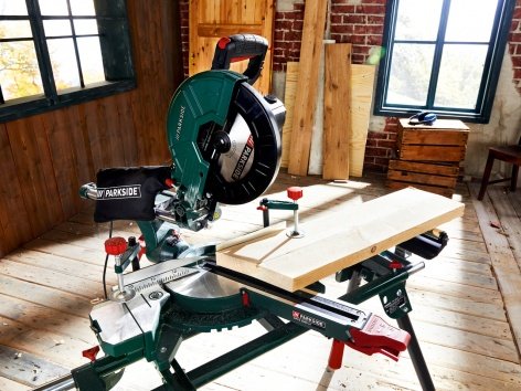 Sega circolare multifunzionale per tagli obliqui