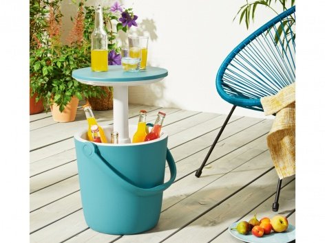 Tavolino con frigo bar