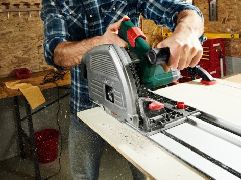 Sega ad immersione con binario di guida