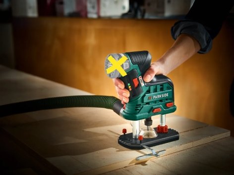 Fresatrice verticale ricaricabile