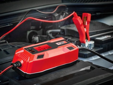 Caricabatterie per auto e moto