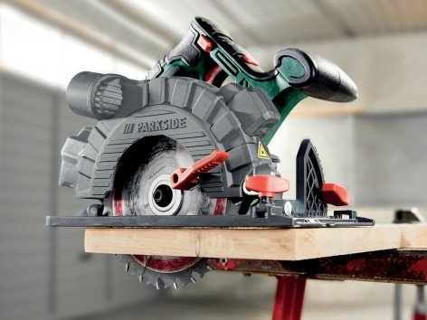 Sega circolare ricaricabile