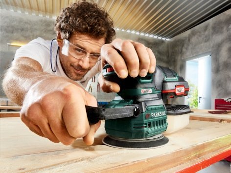 Smerigliatrice eccentrica ricaricabile