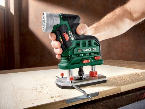 Fresatrice verticale ricaricabile