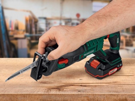 Seghetto ricaricabile