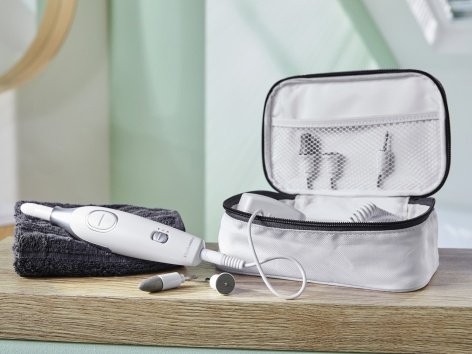 Set manicure-pedicure