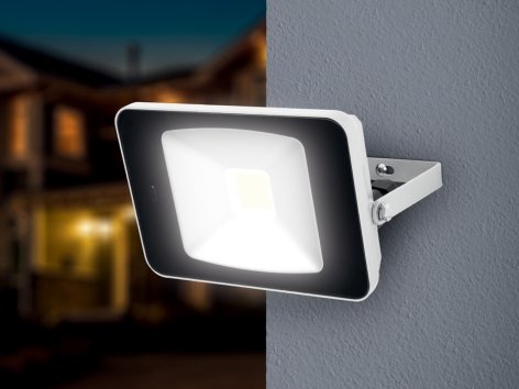 Faro LED con rilevatore di movimento