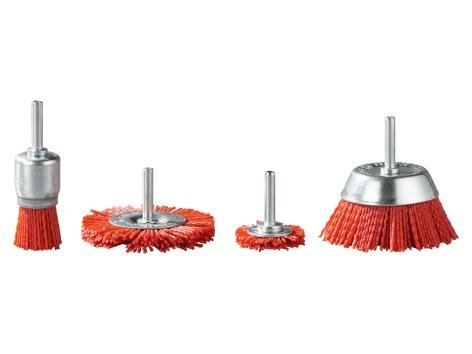 Set per lucidatura, set spazzole o pompa per trapano