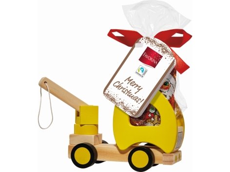 Giochino in legno con caramelle gommose e cioccolato al latte