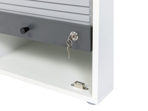 Armadietto con chiusura a serrandina