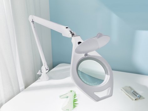 Lampada LED con lente d'ingrandimento