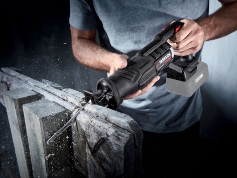 Seghetto ricaricabile multiuso