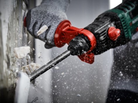 Trapano a percussione scalpellatore