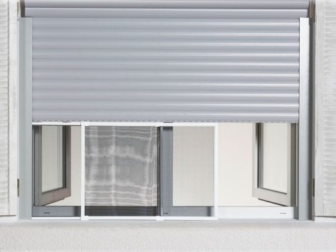 Zanzariera scorrevole per finestra