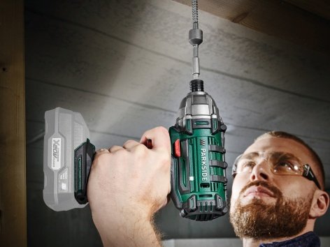 Avvitatore a percussione ricaricabile