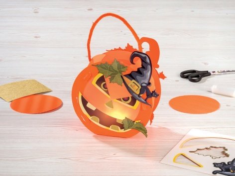 Decorazioni o set bricolage di Halloween