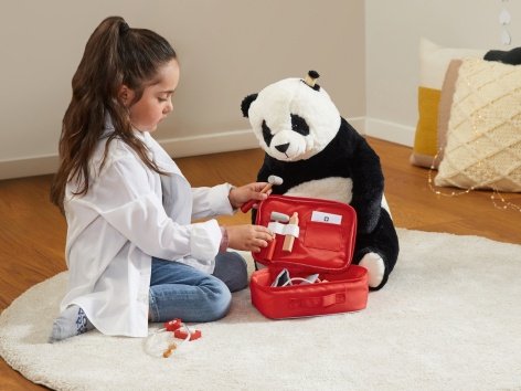 Set medico, beauty o attrezzi gioco in legno