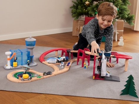 Pista in legno "Stazione spaziale"