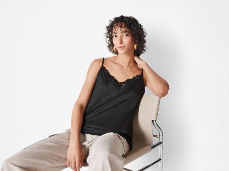 Canotta da donna con pizzo