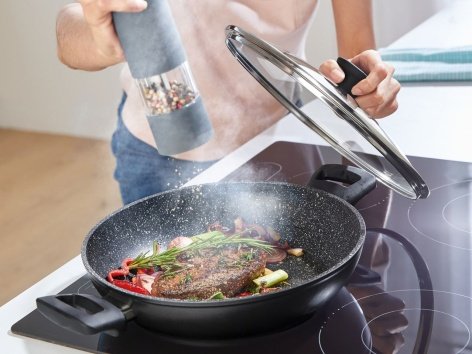 Tegame con coperchio in vetro