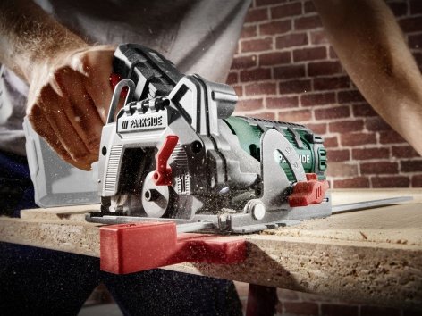 Sega circolare ricaricabile