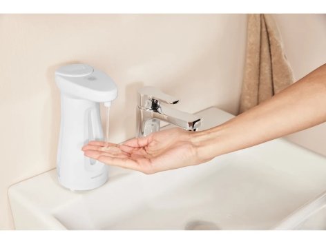 Dispenser di sapone o disinfettante con sensore