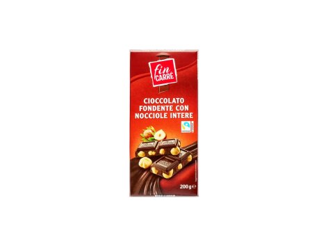 Cioccolato fondente con nocciole intere