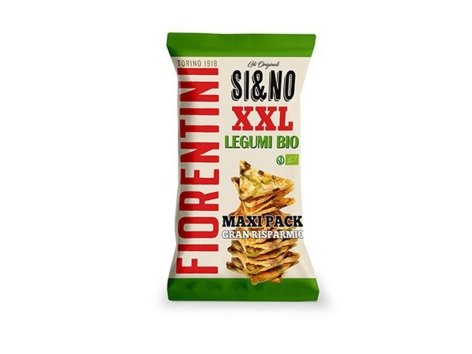 Triangolini biologici di mais con legumi