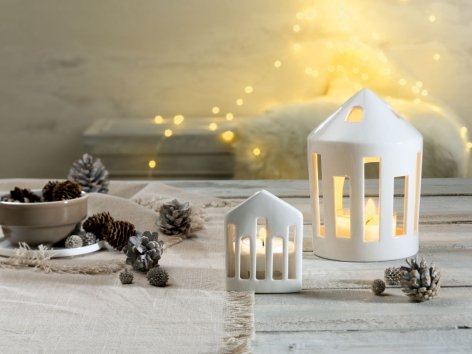 Decorazioni natalizie in porcellana