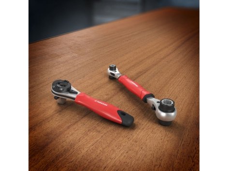 Cricchetto multifunzione o chiave a bussola multifunzione