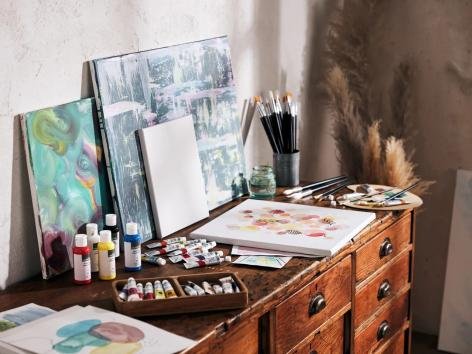 Colori acrilici, ad olio o colori ad acquerello