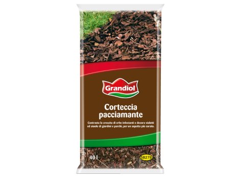 Pacciamatura di corteccia