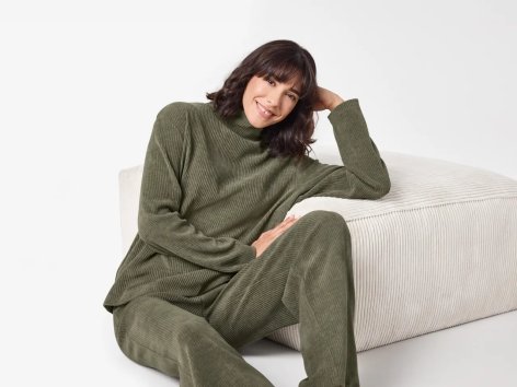 Pullover in velluto da donna