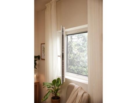 Zanzariera regolabile per finestre