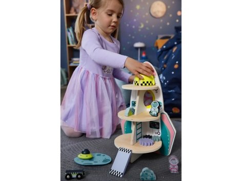 Gioco in legno con ripiani “razzo”