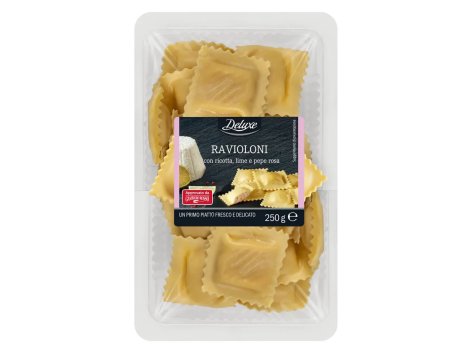 Ravioloni con ricotta, lime e pepe rosa