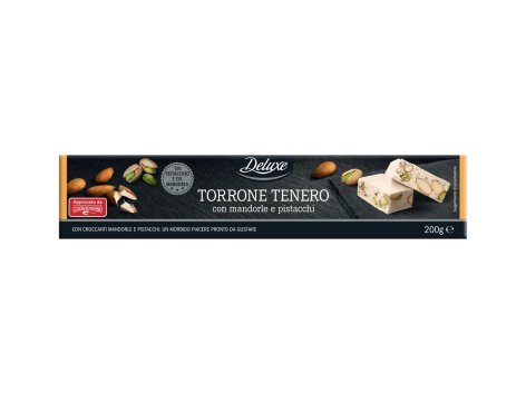 Torrone tenero con mandorle e pistacchi