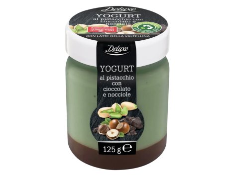 Yogurt al pistacchio con cioccolata e nocciole